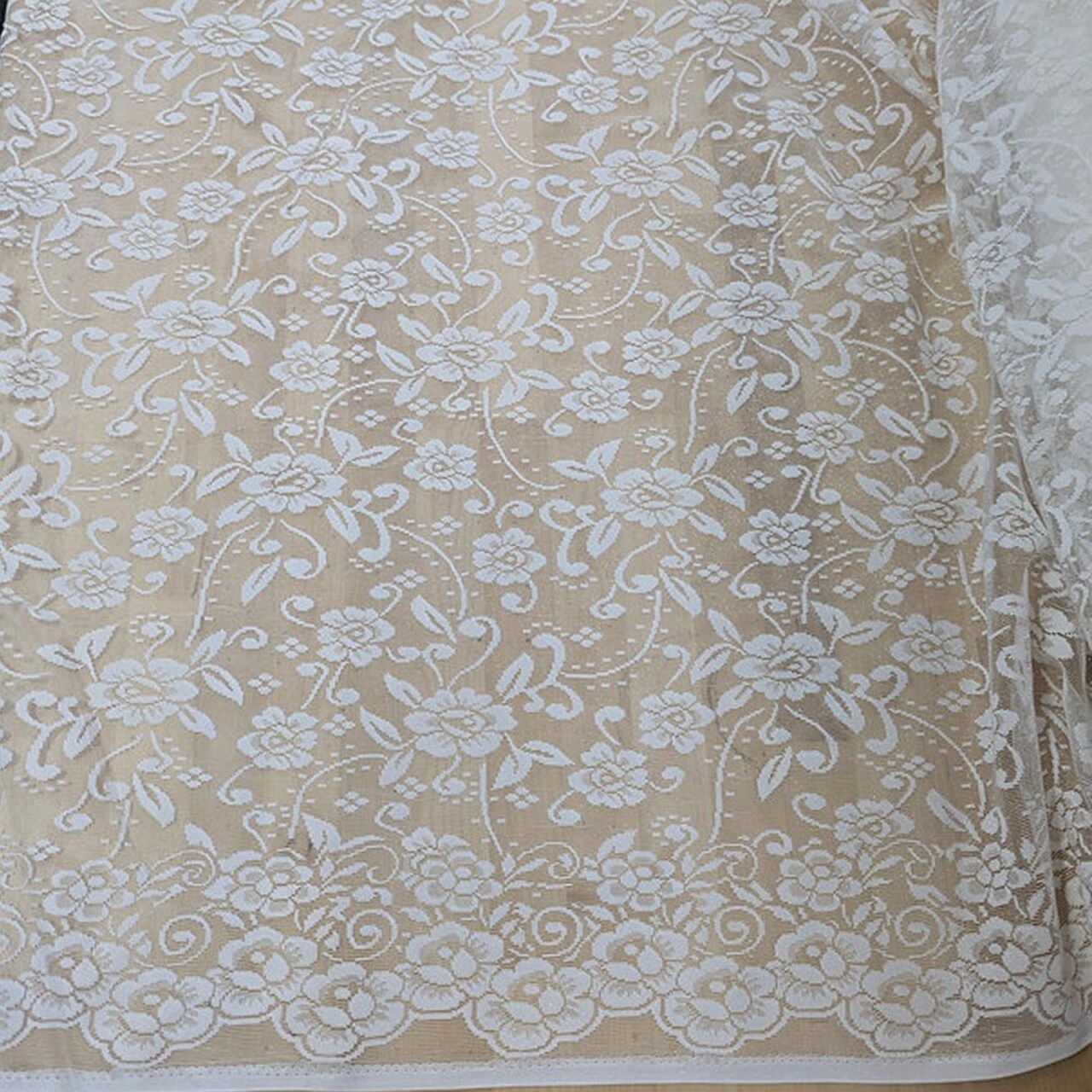 1 Yard Floral Off White Lace 95% Polyester 5% Nylon Fabric for Apparel and Crafts 56/57 Inch Width